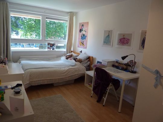 Room in a Shared Flat, Earlsferry Way, N1 - Photo 1