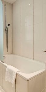 Hill Street, Mayfair, W1J, London - Photo 4