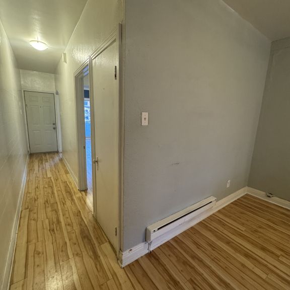 Villeray - Beau 2 1/2 Spacieux - Photo 1