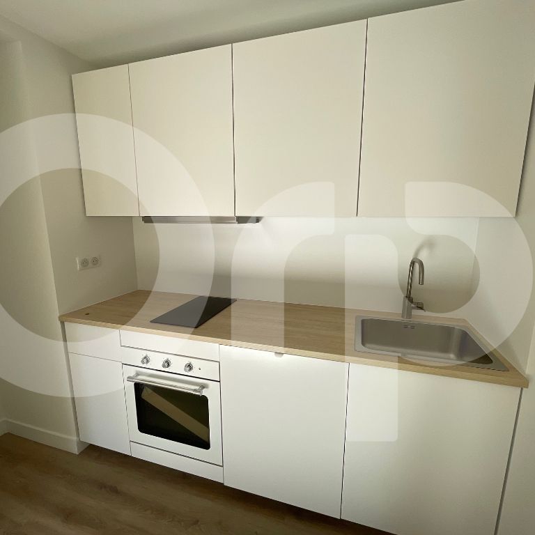 Appartement 2 pièces 29m2 MARSEILLE 8EME 795 euros - Photo 1