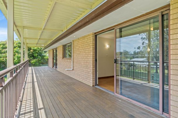 184 Brisbane Water Drive, Point Clare. - Photo 1