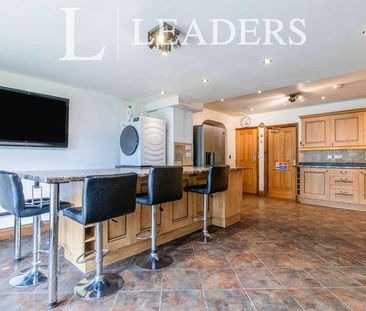 Milton Drive, Shepperton, TW17 - Photo 5