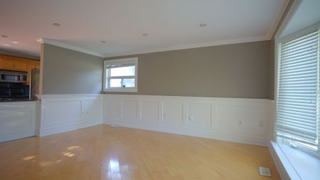 For Lease - 7 Waterbury Drive Unit# Main, Toronto, Ontario - Photo 2