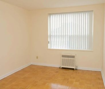 672 Kennedy Rd. — 1 Bedroom - Photo 2