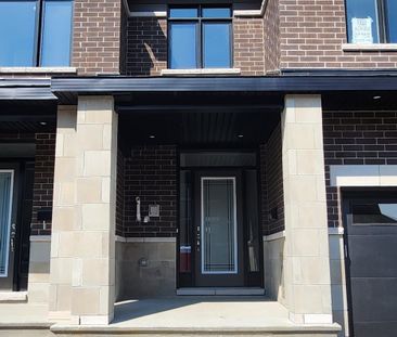 For Lease - 304 Makobe Lane, Blossom Park - Airport and Area, Ontario - Photo 4