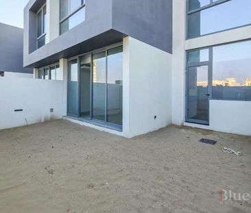 Luxury Living | Spacious Living | Modern Design - Photo 4