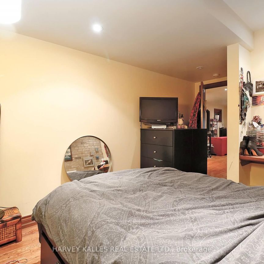 For Lease - 152 Hilton Avenue Unit# 1, Toronto, Ontario - Photo 1