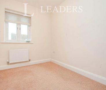 3 bedroom end of terrace house to rent - Photo 6