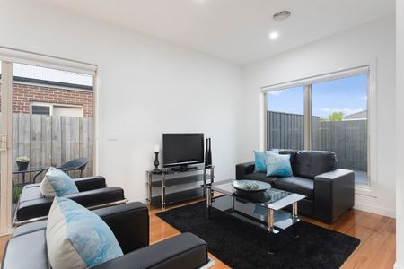 2 BEDROOM VILLA, SET AT THE REAR OF THE BLOCK - ELEGANT & SECURE LIVING ALL IN ONE - Photo 5