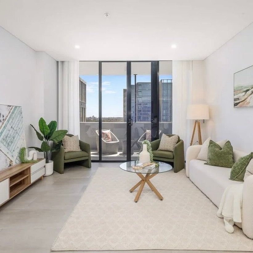 Eastgardens - Photo 1