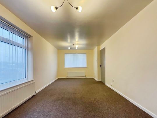 2 bedroom Detached Bungalow to let - Photo 1