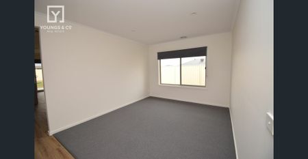 MODERN NEW FOUR BEDROOM HOUSE IN NEW ESTATE - Photo 3