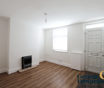 2 bedroom terraced house to rent - Photo 3