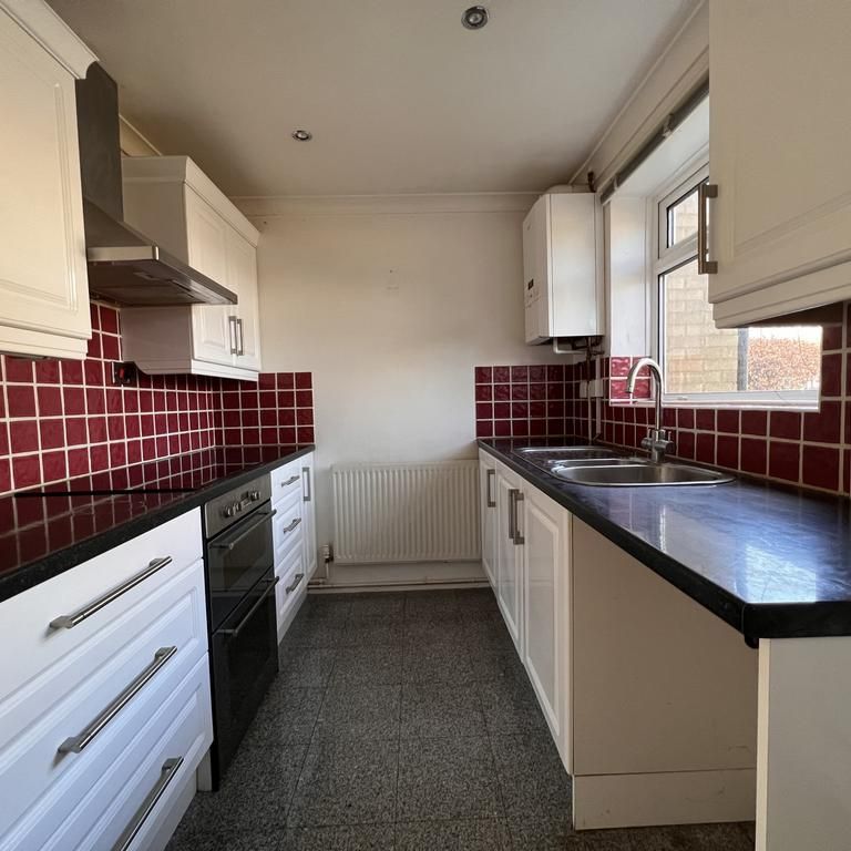 2 bedroom terraced house to rent - Photo 1