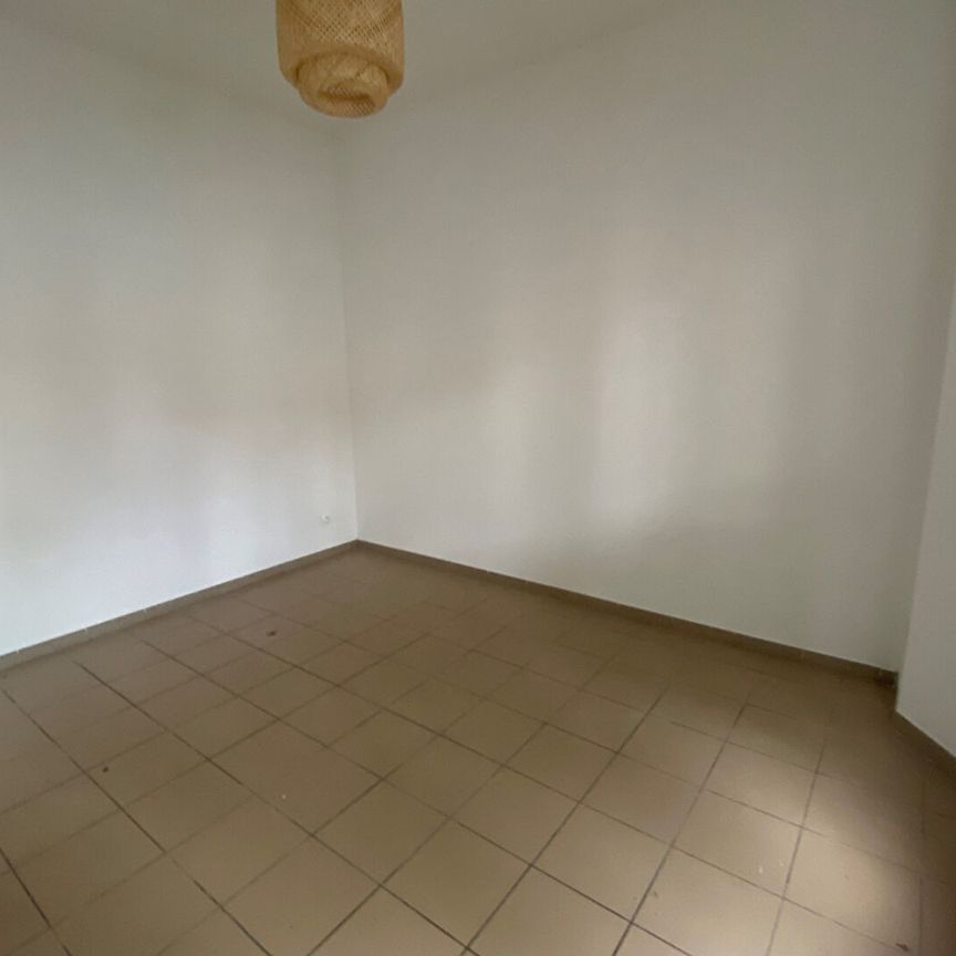 Type 2 de 30.26 m², PLACE CAULIER réf 592-001 - Photo 1