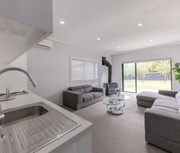 SIMPLE LIVING - Photo 4