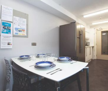 Premium Ensuite - Photo 3