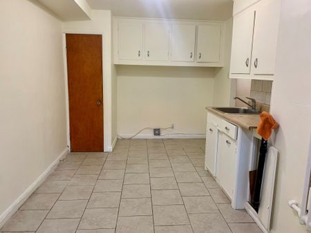 Condo for rent, Montréal (Villeray/Saint-Michel/Parc-Extension) - Photo 5