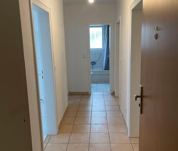 Schöne helle Wohnung mit Balkon - Photo 1