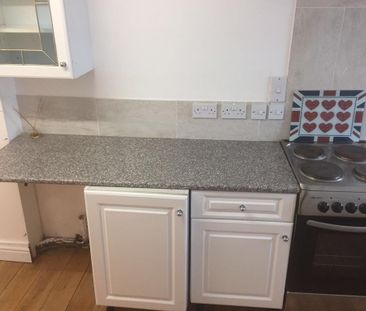 1 bedroom end of terrace house to rent - Photo 3