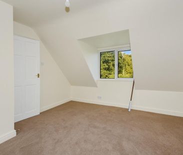 3 bedroom detached house to rent - Photo 5