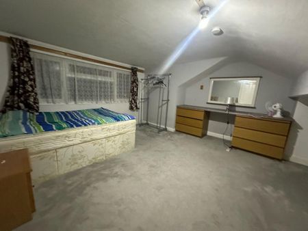 6 bedroom terraced house to rent - Photo 5