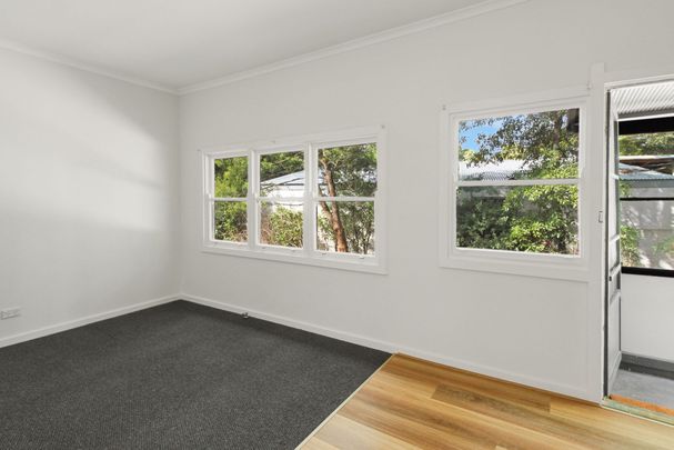 Neat & Tidy One Bedroom Rental in Hazelbrook - Photo 1