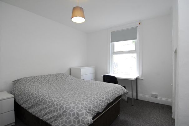 Ashford Road, Plymouth - Photo 1