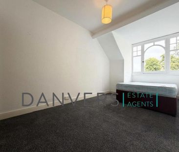 5 bedroom terraced house to rent - Photo 4