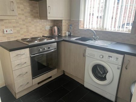 2 bedroom apartment to rent - Photo 2