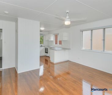 2/12 Collings Street, Balmoral, Qld 4171 - Photo 4