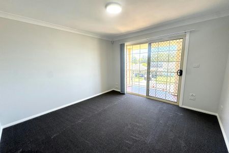 CONTEMPORARY DUPLEX IN HIGHLY DESIRED LOCATION - Photo 3