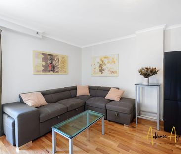 City Living!! - Photo 1