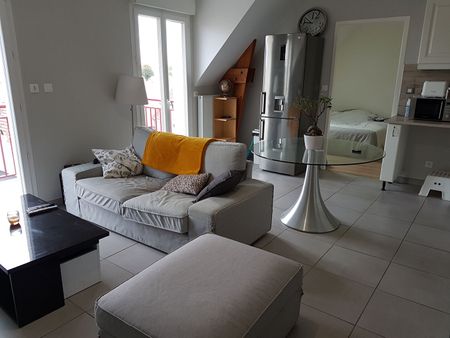 Location Appartement 3 pièces 48m² - Photo 2
