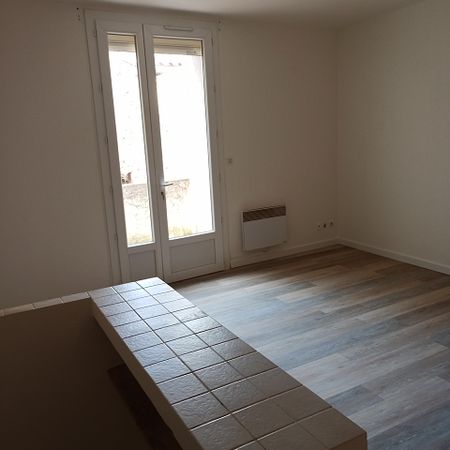 Location Appartement 1 pièce 30m² - Photo 4