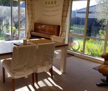 Four Bedroom Family Home! - Photo 2