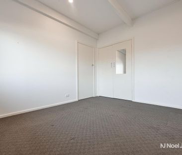 8/11 Toorak Avenue, CROYDON - Photo 2