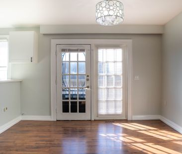 For Lease - 22 Centre Street Unit# 2, Bradford West Gwillimbury, On... - Photo 1
