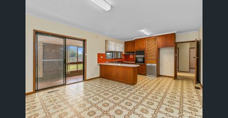 THIS PROPERTY FEATURES: - Photo 3