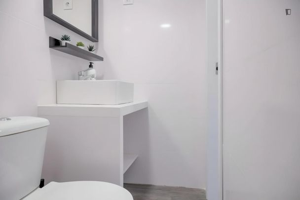 Estudio de alquiler en Opañel - Photo 1