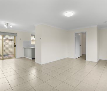 Immaculately Presented Villa in Prime Quakers Hill Location ! - Photo 1