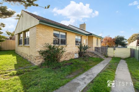 25 Kookaburra Ave, North Bendigo - Photo 4