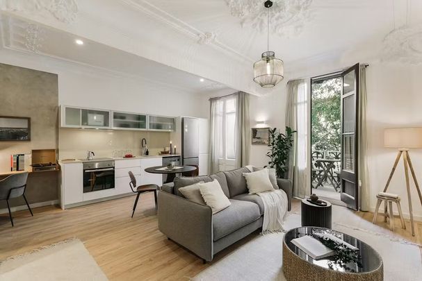 Carrer de la Diputació, Barcelona, Catalonia 08011 - Photo 1