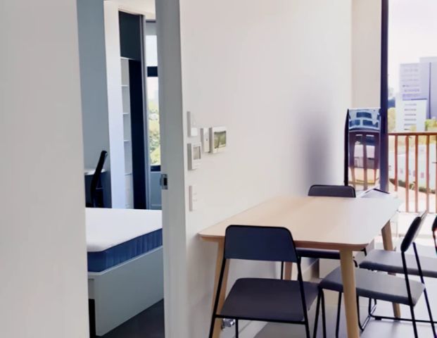 1 bed 1 bath - Photo 1