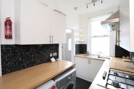 2 bedroom house to rent - Photo 2