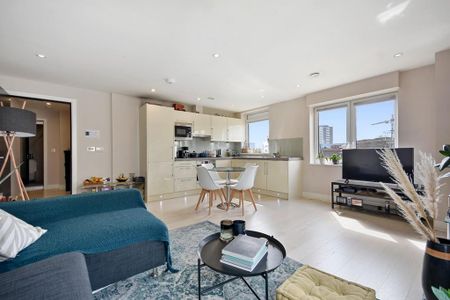 2 bedroom flat to rent - Photo 2