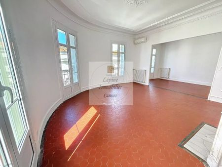 Location Appartement 6 pièces 169m² CANNES 06400 - Photo 4