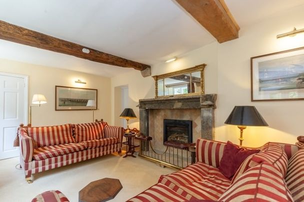 Burford - Photo 1