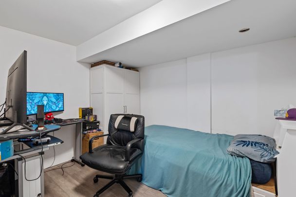 For Lease - 230 CLARKE Road, London East, Ontario - Photo 1