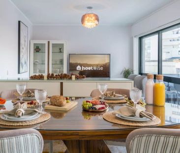 4-bedroom apartment for rent in Vila Nova de Gaia. - Photo 2